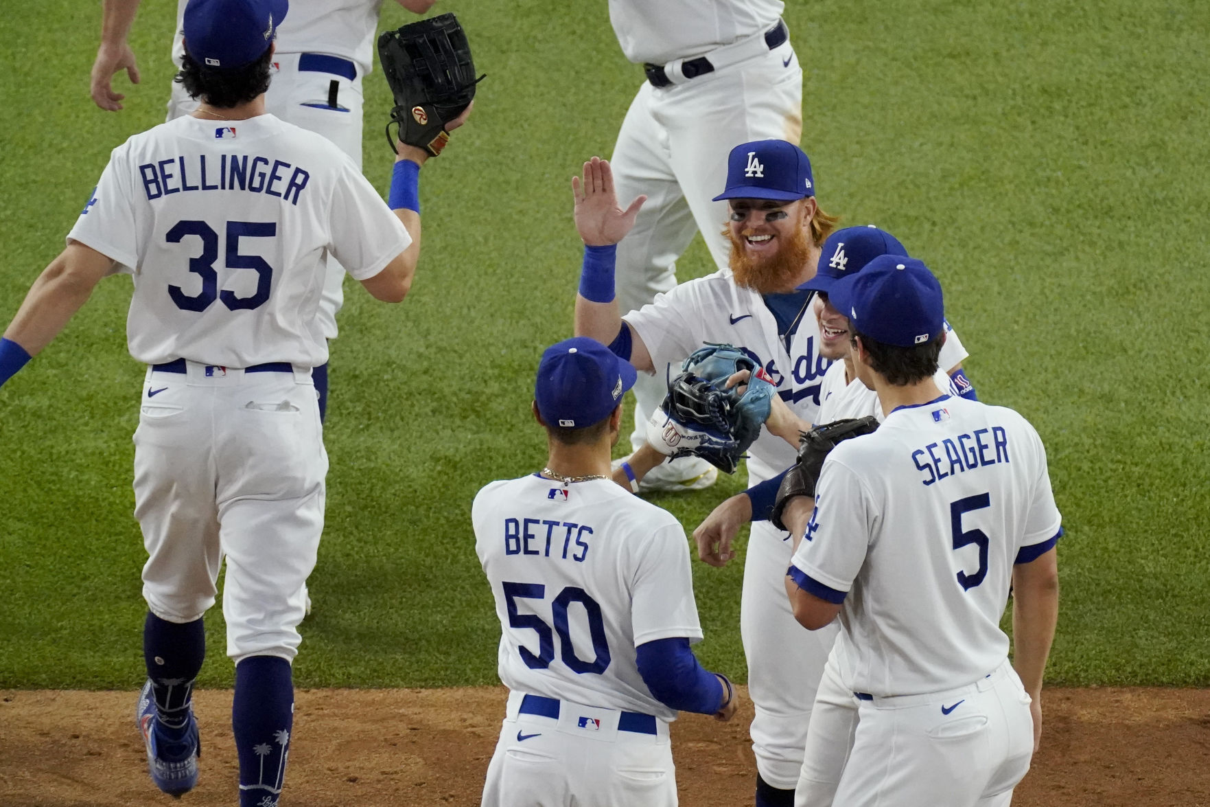 NLCS Braves Dodgers Baseball